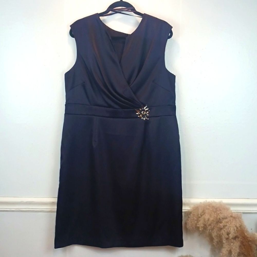 Dress Barn Collections Plum V neck sleeveless jewel embellished midi dress (16)
